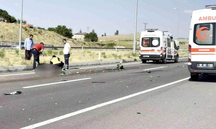 Car and motorcycle collided: 1 dead, 1 injured - Last Minute