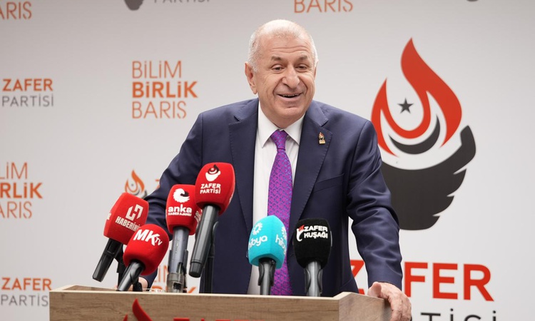 Özdağ, Muhtarlar Günü'nde muhtarların özlük haklarını iyileştireceklerini söyledi: Gelişmeler Takip Ediliyor