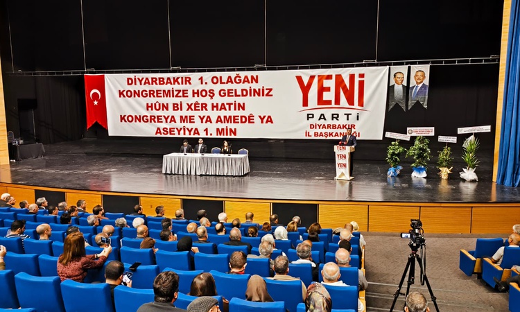 Özel ve İmamoğlu, YENİ Parti Diyarbakır İl Kongresi'ne başarı mesajı gönderdi