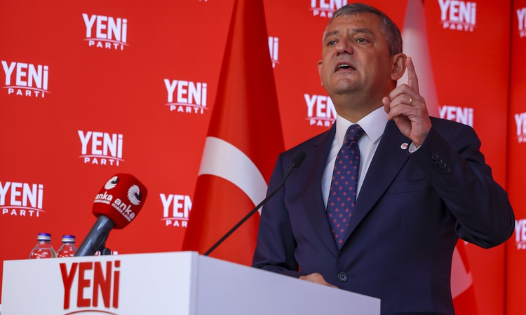 Özgür Özel 114 milyar dolarlık fon kaybının mağdurunu 86 milyon gösterdi | İşte Tüm Ayrıntılar