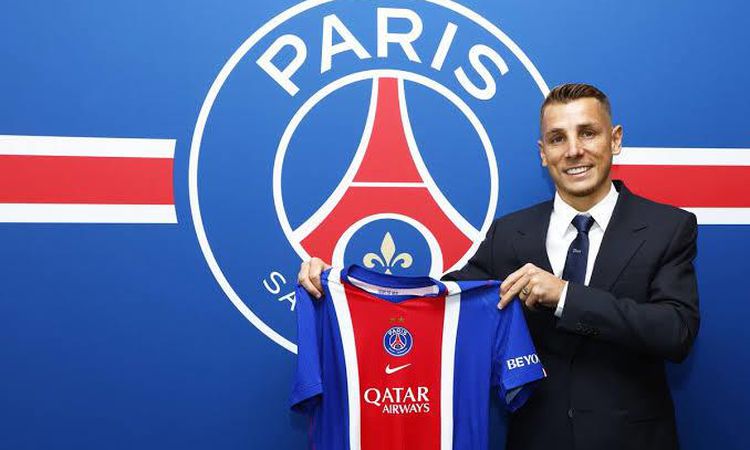 Gündemden Son Bilgiler: Paris Saint-Germain, Aston Villa'dan Lucas Digne'i transfer etti - Son Dakika