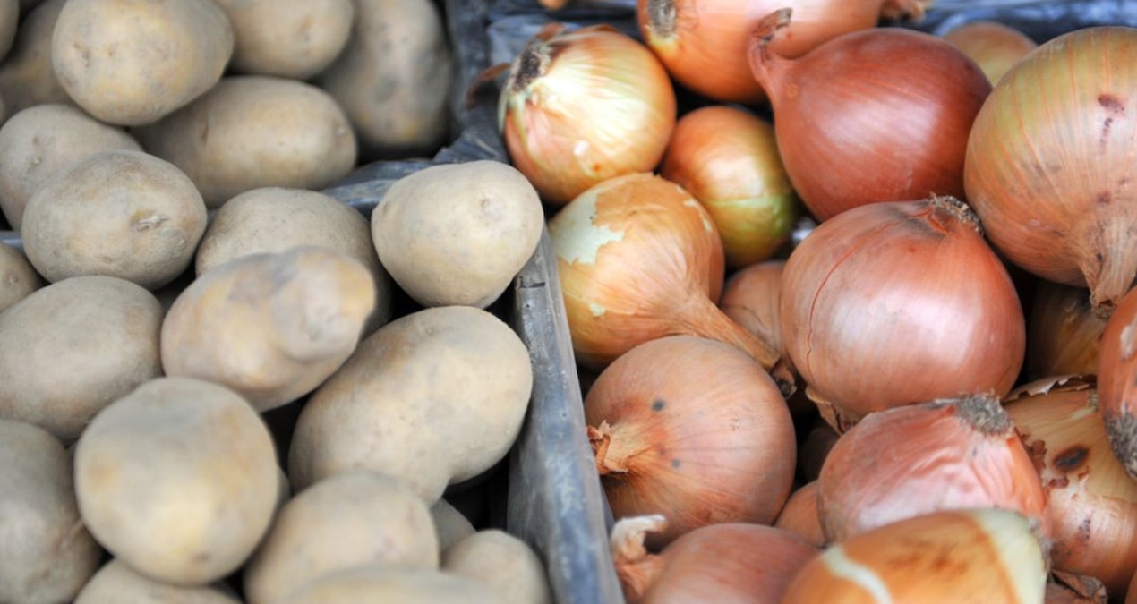 Gündemden Son Bilgiler: Patates ile soğanı aynı yerde saklayanlar yandı - Son Dakika Haberleri ve Merak Edilen