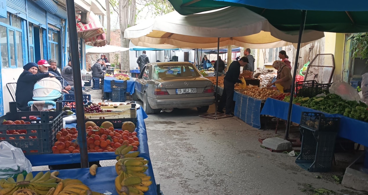 Ayrıntılar Netleşti: Pazara hızlı bir giriş yaptı! Otomobiliyle tezgahlara daldı - En Son Haber ve Merak Edile