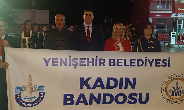 Pazaryeri'nde fener alayı ve bando gösterileriyle Cumhuriyet'in 103. yılı kutlandı ve Merak Edilenler