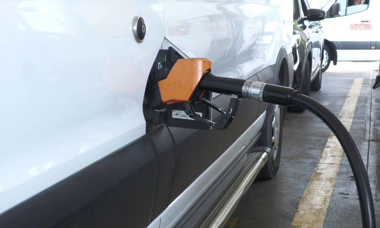 Ayrıntılar Netleşti: Petrol fiyatları mayıstan bu yana ilk kez 100 doları aştı - Son Dakika - Son Dakika Bilgi