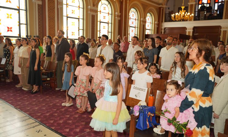 Piyano Konseri İstiklal Marşı ile resmen start aldı, Salondaki Herkes Ayağa Kalktı | İşte Tüm Ayrıntılar