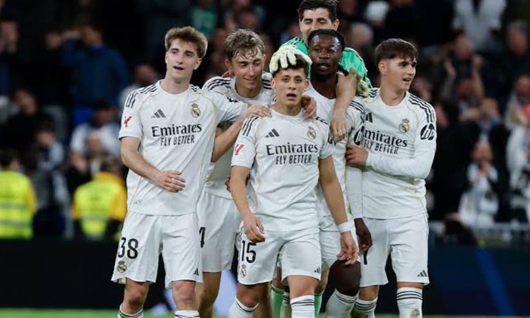Real Madrid 11'i! Maç kadrosu Elche Real Madrid 11'ler netlik kazandı mu, kadrolar resmen duyuruldu mı? ve Mer