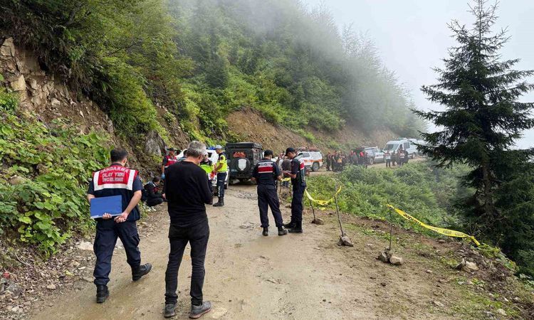 Gündemden Son Bilgiler: Rize'de Kayıp 86 Yaşındaki Adam Uçurumda Ölü Bulundu - Son Dakika