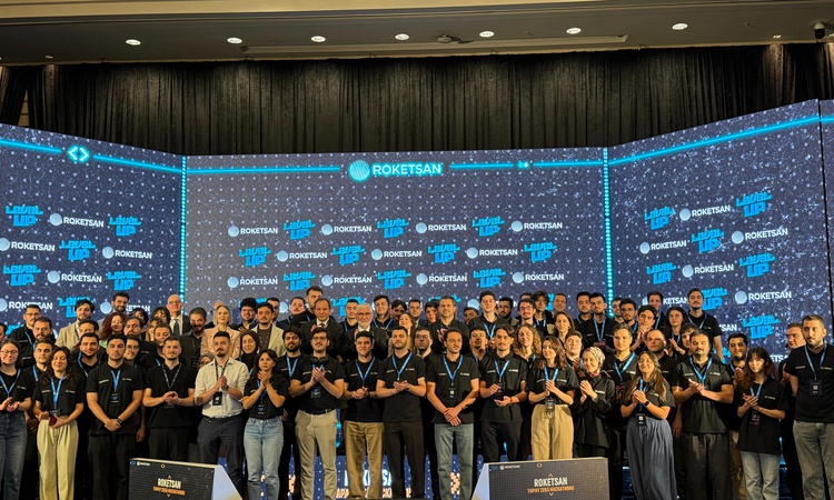 ROKETSAN'ın Ankara'daki Yapay Zeka Hackathonu'nda 72 genç 48 saat proje geliştirecek: Gelişmeler Takip Ediliyo