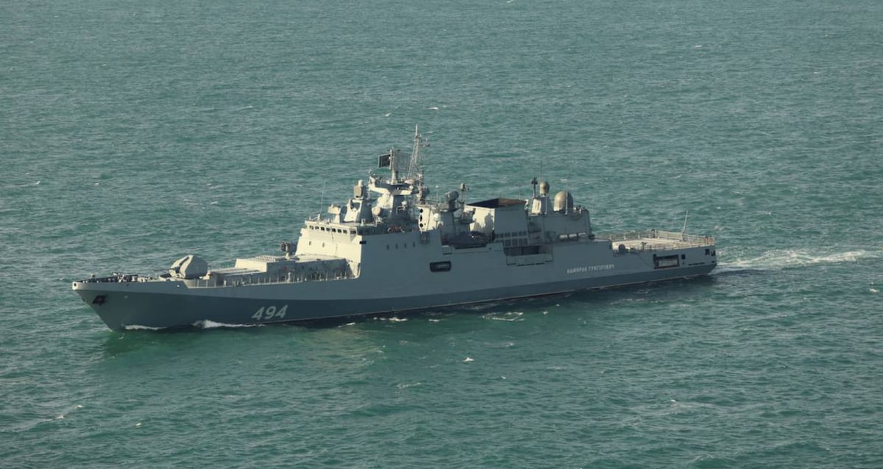 Kritik Açıklama: Rus savaş gemisi İngiliz yatına ateş açtı: Manş denizinde silahlar çekildi - Son Dakika Haber