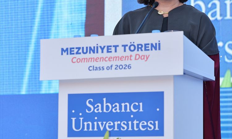 Gündemden Son Bilgiler: Sabancı Üniversitesi mezunu Ayşe Kıvılcım Coşkun yapay zeka alanındaki başarılarıyla ö
