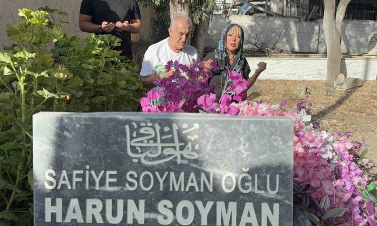 Son Gelişme: Safiye Soyman'ın Oğlu Mezarı Başında Anıldı - Son Dakika Haberleri: Gelişmeler Takip Ediliyor