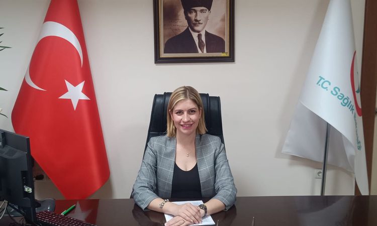 Sıcak Gündem: Salihli Devlet Hastanesi’ne yeni başhekim - Haberleri: Gelişmeler Takip Ediliyor