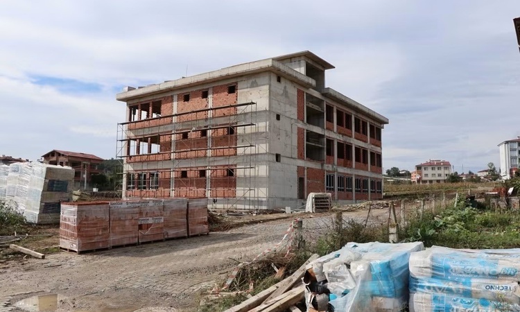 Samsun Kavak'ta 16 derslikli ortaokul inşaatının yüzde 60'ı tamamlandı - Son Dakika Bilgileri