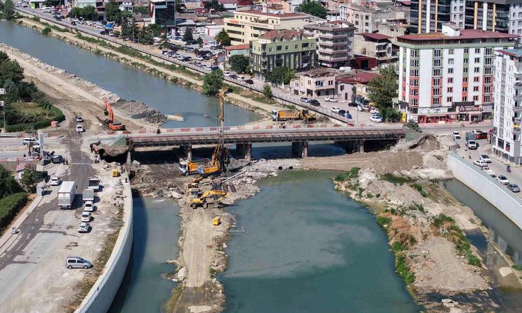 Ayrıntılar Netleşti: Samsun'da köprü tedbir amaçlı trafiğe kapatıldı - Son Dakika Haberleri | İşte Tüm Ayrıntı