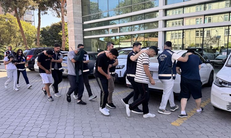 6 suspects were seized in a fraud raid based in Samsun - Breaking News