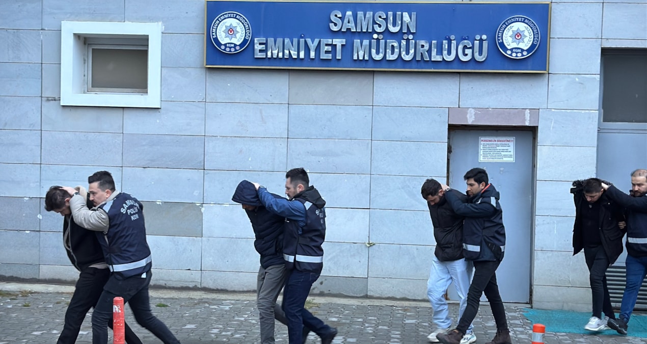 Kritik Açıklama: Samsun'da tütün kaçakçılarına darbe: 4 gözaltı - Haberleri - Son Dakika Bilgileri