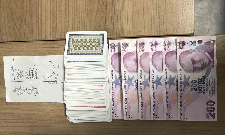 Samsun'un Canik ve İlkadım ilçelerinde 6 kişiye 69 bin 624 lira kumar cezası kesildi