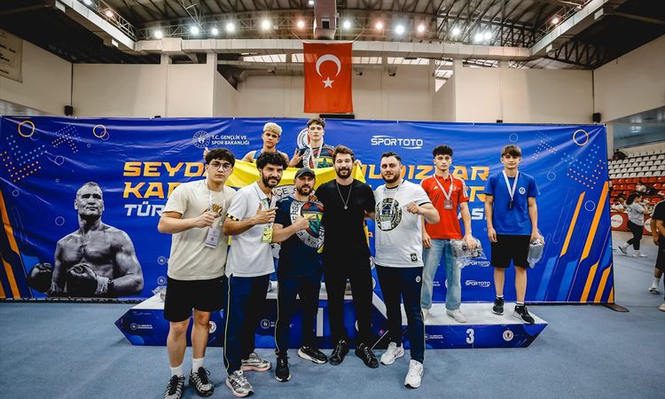 Kritik Açıklama: Samsunlu genç boksörlerden Altın zafer - Son Dakika Haberleri ve Merak Edilenler