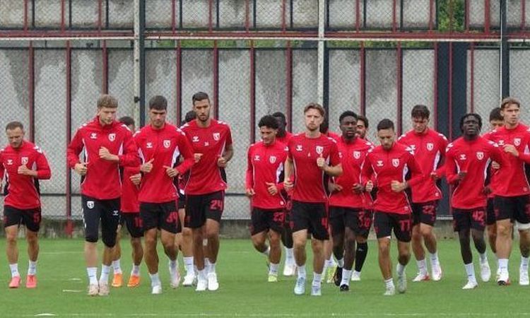 Samsunspor'da 8 futbolcu kiralık gitti