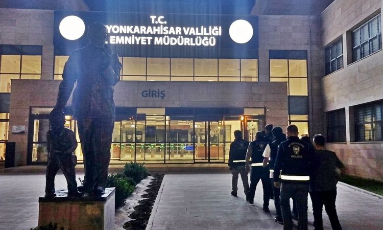 Son Gelişme: Sanayiye tamir için bırakılan otomobili çalan 3 kişiyi polis yakaladı - Son Dakika Haberleri | İş