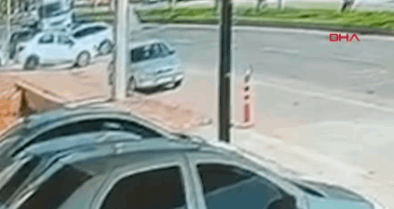 Gündemden Son Bilgiler: Şanlıurfa'da 2 otomobil çarpıştı; 3 yaşındaki Nazlı öldü - Son Dakika ve Merak Edilenl