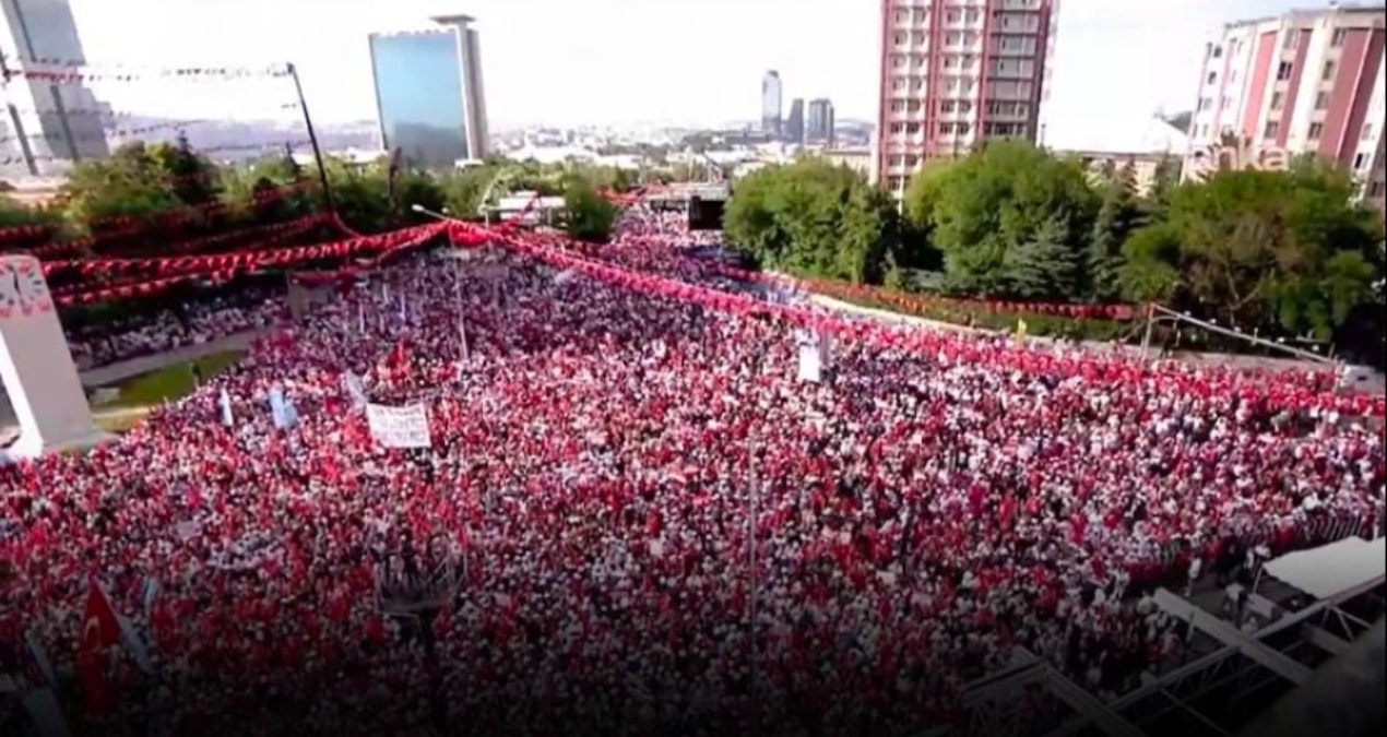 Ayrıntılar Netleşti: 'Saray'daki Sultana siyasetteki butlana boyun eğmeyeceğiz' İYİ Parti'den Ankara'da Tarihi