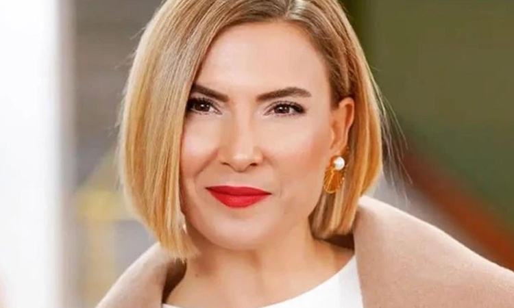 Şebnem Dönmez arkadaşıyla dans akımına katıldı: Gelişmeler Takip Ediliyor