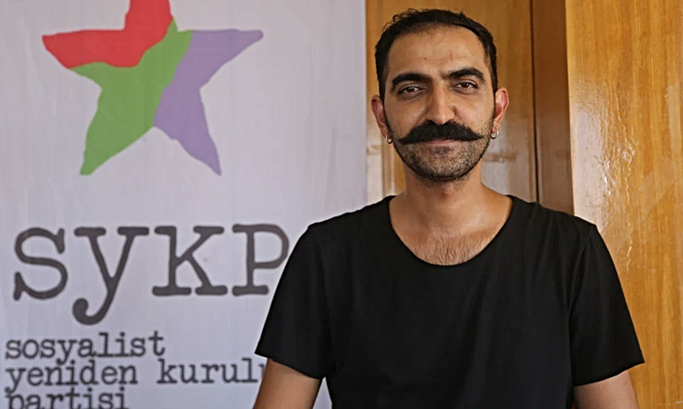 Seyit Aslan: "Kimliği meçhul bir 'itirafçı' beyanına dayanarak 10 kentte baskın düzenlenmesi Saray rejiminin y