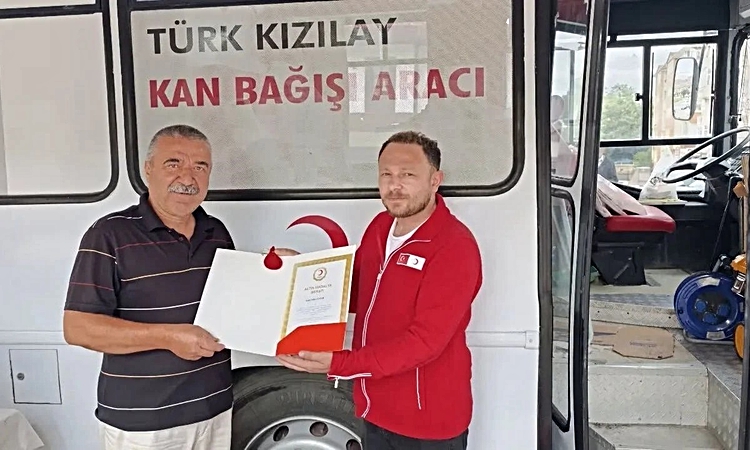 Sıcak Gündem: 38 kez kan bağışladı, altın madalyayla onurlandırıldı | İşte Tüm Ayrıntılar