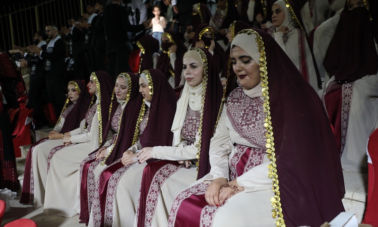 Sıcak Gündem: Albüm: Batı Şeria'da 88 çift toplu nikah töreniyle dünyaevine girdi