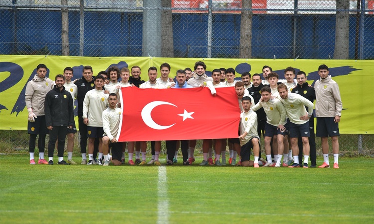 Sıcak Gündem: Ankara spor kulüpleri, 29 Ekim Cumhuriyet Bayramı'nı kutladı ve Merak Edilenler