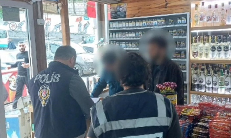 Sıcak Gündem: Artvin'de 15 işletmeye 18 yaşından küçüklere tütün satış yasağı tebliğ edildi | İşte Tüm Ayrıntı