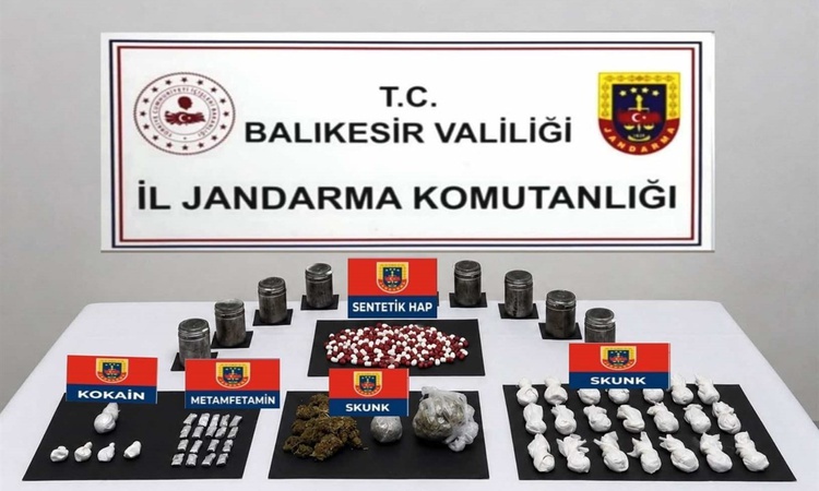 Sıcak Gündem: Balıkesir'de 13 ilçede uyuşturucu operasyonunda 46 şüpheli yakalandı - Son Dakika Bilgileri