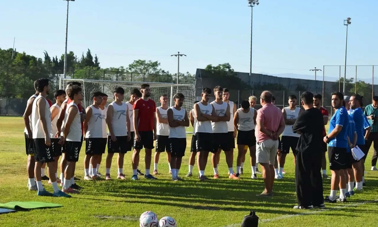 Sıcak Gündem: Bucaspor 1928'de derbi öncesi sportif direktör istifa etti, 5 futbolcu ayrıldı: Gelişmeler Takip
