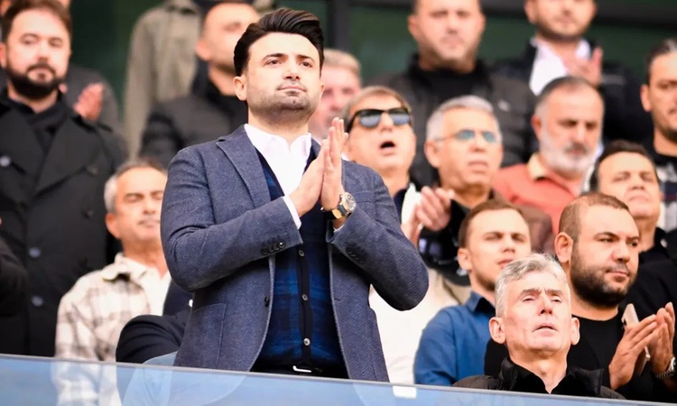 Sıcak Gündem: Bursaspor Başkanı Enes Çelik, PFDK sevkinde Bursaspor'un 3. Lig'de olduğunu söyledi: Gelişmeler