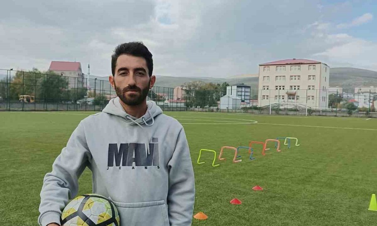Sıcak Gündem: Çıldır Gençlik ve Spor İlçe Müdürlüğü 9-14 yaş için ücretsiz futbol kursu açıyor