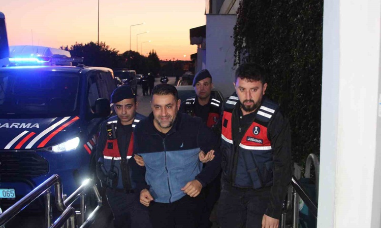 Sıcak Gündem: Çukurova Belediyesi soruşturmasında Başkan Emrah Kozay 'örgüt lideri' sayıldı! Teyzesi ve eski b
