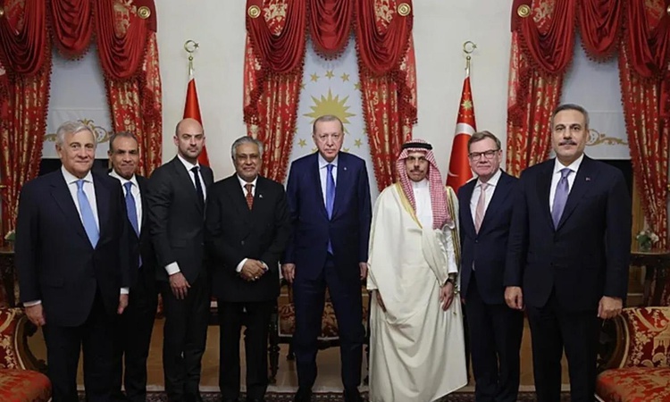 Sıcak Gündem: Cumhurbaşkanı Erdoğan, 7 ülkenin dışişleri bakanını kabul etti | İşte Tüm Ayrıntılar