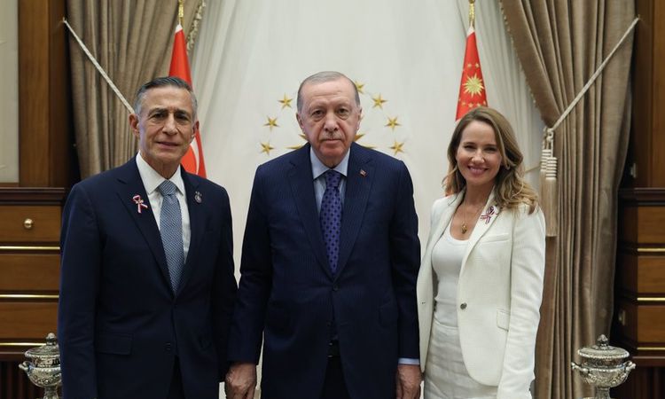 Sıcak Gündem: Cumhurbaşkanı Erdoğan, ABD Temsilciler Meclisi Üyesi Issa’yı kabul etti | İşte Tüm Ayrıntılar