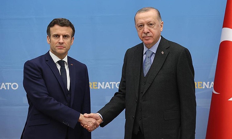Sıcak Gündem: Cumhurbaşkanı Erdoğan'dan Macron'a davet telefonu