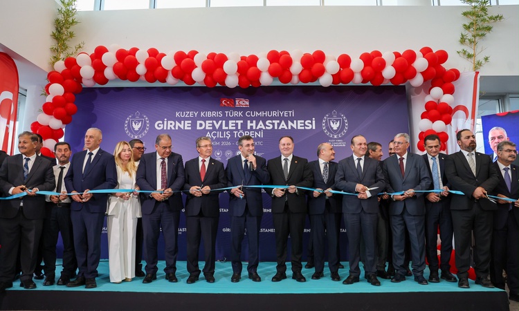 Sıcak Gündem: Cumhurbaşkanı Yardımcısı Cevdet Yılmaz, KKTC'de iki devlet hastanesini açtı: Gelişmeler Takip Ed