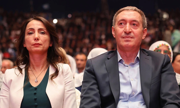 Sıcak Gündem: DEM Parti Eş Genel Başkanları, Berlin seçimini kazanan Sol Parti adayı Eralp'i kutladı