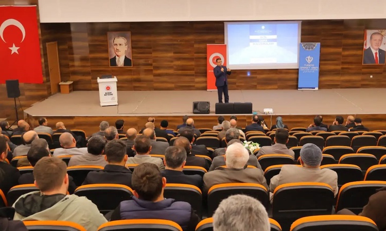 Sıcak Gündem: Diyanet heyeti Bayburt'ta din görevlileriyle istişare toplantısı yaptı: Gelişmeler Takip Ediliyo