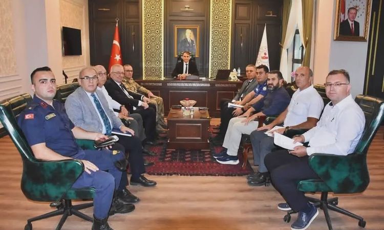 Sıcak Gündem: Edremit'in Kurtuluşunun 104. Yıl Dönümü İçin Hazırlık Toplantısı Yapıldı | İşte Tüm Ayrıntılar