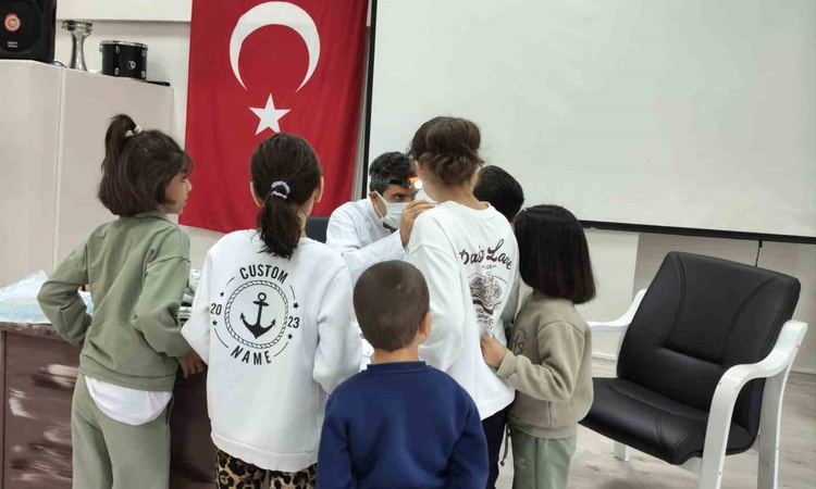 Sıcak Gündem: Elazığ'da korunma altındaki çocuklara 'İyilik Var' kapsamında diş taraması yapıldı: Gelişmeler T
