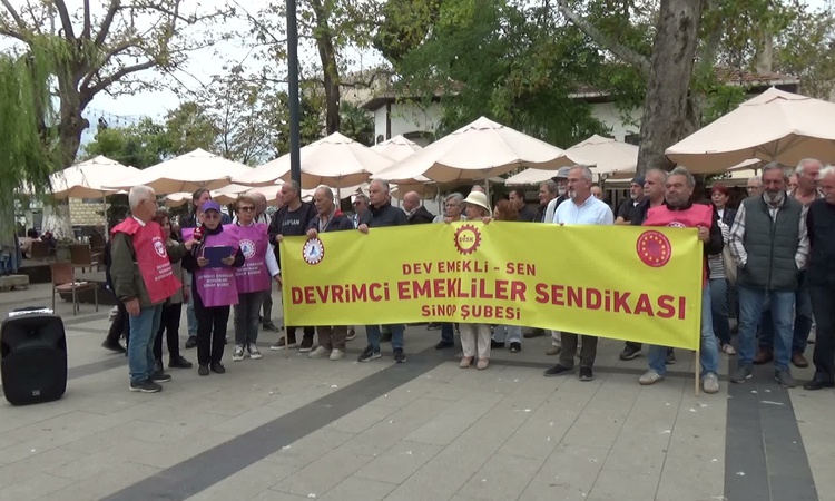 Sıcak Gündem: Emekliler Sinop, Artvin, Hopa ve Bilecik Bozüyük'te seyyanen zam için sokağa çıktı - Son Dakika