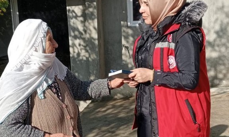 Sıcak Gündem: Erzurum'da psikososyal destek ekipleri yaşlıları evlerinde ziyaret ediyor - Son Dakika Bilgileri