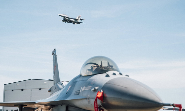 Sıcak Gündem: Estonya Savunma Bakanlığı: "Türk F-16'ları, NATO misyonu kapsamında Baltık hava sahasını koruyor