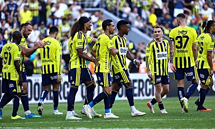 Sıcak Gündem: Fenerbahçe, Süper Lig'de Eyüpspor'u 8-0 yenerek 2 maç sonra galibiyet aldı | İşte Tüm Ayrıntılar